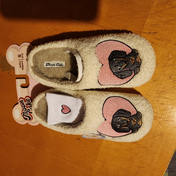 Dachshund Embroidered Slippers - Picture 2 of 2